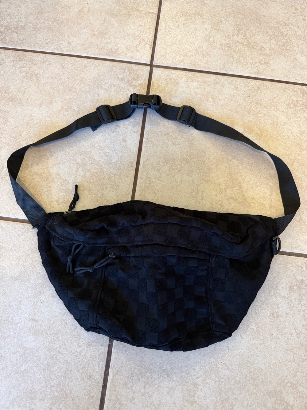 Black Checker-Pattern Men's Waist Pack